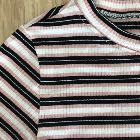 H&M Divided Striped Crop Tshirt - Picture 5 of 9
